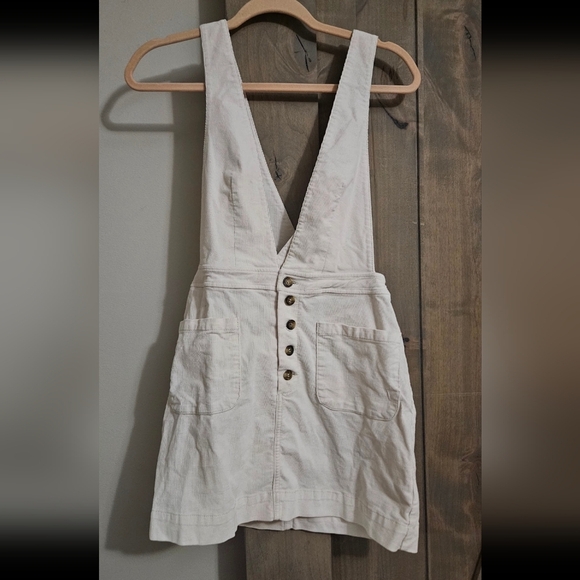 FREE PEOPLE Old School Love Corduroy Pinafore Dress In Cream. Size 2 - Picture 12 of 14